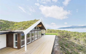 4 Bedroom Lovely Home In Kvisvik